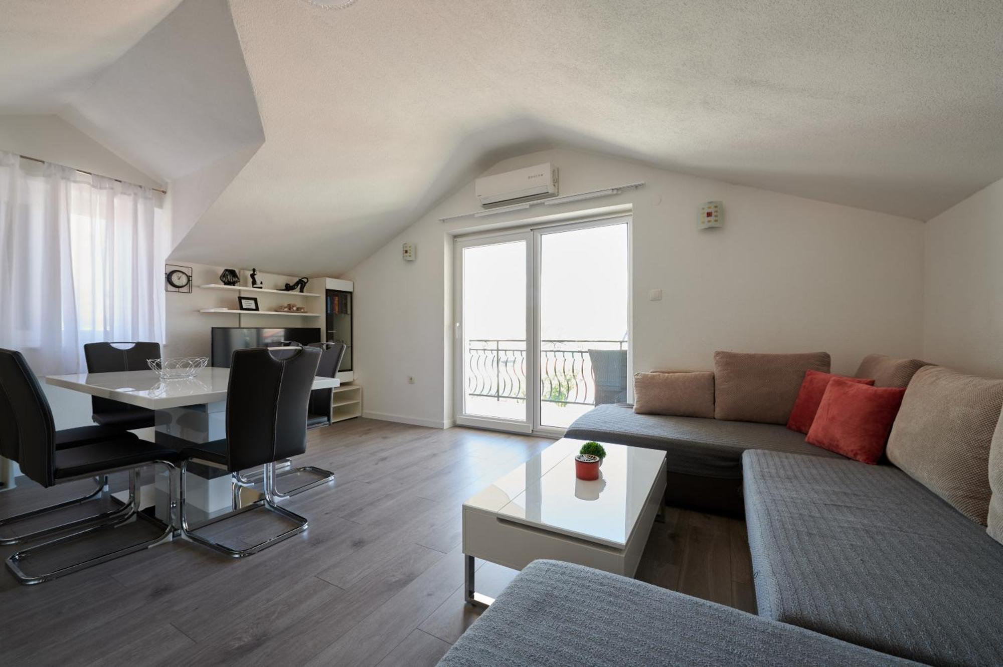 טרוגיר Apartments & Rooms Zaja חדר תמונה